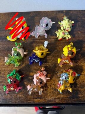 (8) Tokidoki Unicorno figures